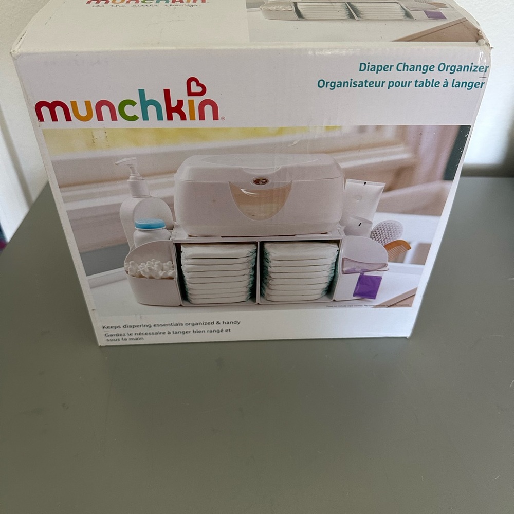 Munchkin White Diaper Organizer